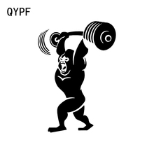 QYPF 9,5*13,7 см, забавная виниловая наклейка с изображением гориллы для тяжелой атлетики и фитнеса 2024 - купить недорого