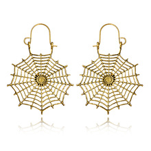 8 estaciones nueva tela Semicircular de araña tallada para mujer, pendientes ahuecados Vintage, joyería, 1 par 2024 - compra barato