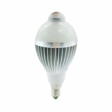 PIR Motion Sensor Light E14 220V LED Lamp 5W 7W 9W Bulb Auto Smart PIR Infrared Body Lamp With The Motion Sensor Lights 2024 - buy cheap