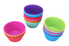 Lote de 30 tazas redondas de silicona para cupcakes, moldes de colores para hornear, 7cm, entrega aleatoria 2024 - compra barato