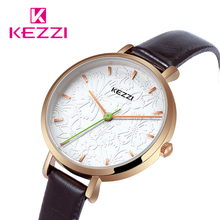 Kezzi-Reloj de pulsera de cuero negro clásico para Mujer, de cuarzo, con esfera pequeña y flores en 3D, de lujo 2024 - compra barato