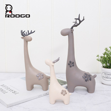 Roogo Creative Deer Family Ornaments For Home Decor Cute Miniature Figurines Anniversary Gift Resin Living Room Decorations 2024 - buy cheap