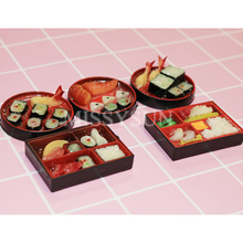 Rolo de sushi japonês em miniatura para casa de bonecas, 2 peças, s1, 6 escala, para decoração, para brinquedos de cozinha, presentes, bjd 2024 - compre barato