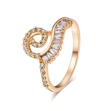 Модное Австрийское кольцо с кристаллами золотого цвета, кольцо с волнами, свадебное обручальное кольцо с микрозакрепкой фианита, кольца для женщин, оптовая продажа 2024 - купить недорого