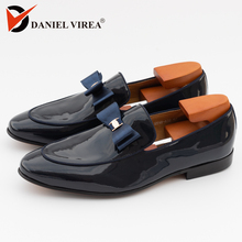 Men Casual Wedding Shoes Pointed Toe Slip-On Fashion Solid Blue Black Patent Leather Floral Banquet Prom Men's Dress Loafers 2024 - buy cheap