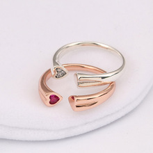 Женское кольцо из серебра 925 пробы с кубическим цирконием 2024 - купить недорого