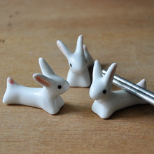 Creative Cute Rabbit Design Ceramic Chopsticks Holder Fashion Kitchen Tableware Chopsticks Holder Stand Tableware 2024 - buy cheap