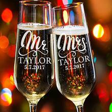 2 Pcs Hand Engraving Mr. Mrs,Last Name Date Custom Etched Wedding Toast Champagne Flute,Wedding Toasting Glasses For Bride Groom 2024 - buy cheap