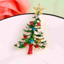 Exquisito broche LUBOV de árbol de Navidad con diseño de estrella, broche esmaltado a la moda europea, joyería de regalo de Navidad para mujer 2024 - compra barato