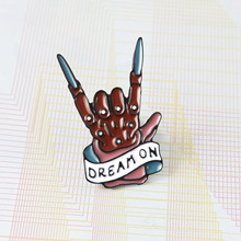 Broche de gesto de Rock de Mano Roja, alfileres de solapa de esmalte Punk, broche de joyería gótica de DREAM ON Rock Band, Rock And Roll, regalo 2024 - compra barato