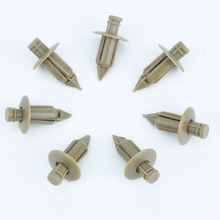 Xiaobaishu 50 pçs plástico rebite guarnição painel prendedor clipes porta bege para volvo c70 s60 s80 v70 #39964090 2024 - compre barato
