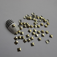 200 peças arte das unhas fofas 4*4mm ouro sqaure prego de metal decoração de arte de unha 2024 - compre barato