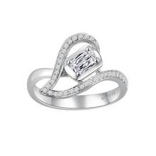 Hainon mujer cristal blanco anillo de boda lujo Color plata hueco corazón anillo de compromiso Vintage nupcial boda anillos para mujeres 2024 - compra barato