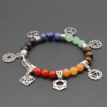 100-Unique-pulsera de chakras curativas chapada en plata, pulsera de Yoga con abalorios de piedra redonda de 7 colores 2024 - compra barato