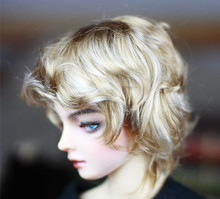 1/3 BJD куклы парики имитация мохера мягкие смешанные золотые маленькие кудрявые короткие волосы подходит для 1/3 BJD аксессуары для кукол SD 2024 - купить недорого