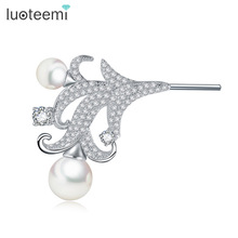 LUOTEEMI-broches de perlas de imitación para mujer, joyería elegante, flor de lirio vívida, accesorios de alfileres para ropa de Boda nupcial 2024 - compra barato