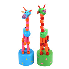 Brinquedo infantil de balanço girafa colorida, brinquedo de madeira para balanço com suporte de madeira para crianças 2024 - compre barato