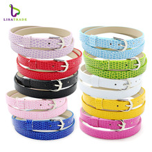 Nova 8MM PU Duplo Couro Pulseira Pulseiras 10 cores Escolhem (20 peças/lote) DIY Acessório Fit Letras de Slides LSBR031 * 20 2024 - compre barato