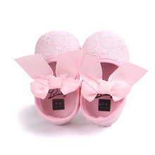 Новинка; Обувь принцессы из хлопчатобумажной ткани с вышивкой для маленьких девочек; Обувь для новорожденных с мягкой подошвой; Обувь для начинающих ходить 2024 - купить недорого