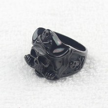 Cool-anillo de acero inoxidable para hombre, cuchillo de peluche negro, para motorista caribeño, talla US 7-15 2024 - compra barato