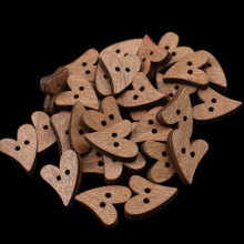Botones de madera Natural en forma de corazón, albúm de Color café, accesorios de costura para manualidades, 2 agujeros, botón de madera de 18x16x4MM, 100 Uds. 2024 - compra barato