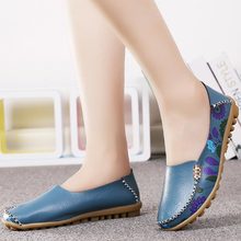 Genuine leather casual shoes woman loafers 2020 new fashion round toe comfortable women flats shoes plus size zapatillas mujer 2024 - buy cheap