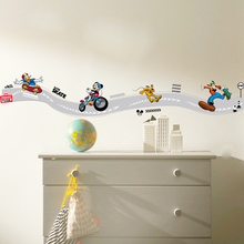 Disney-pegatinas de pared de Mickey Mouse para el hogar, calcomanías artísticas de PVC para Skateboard, cocina, habitación de niños 2024 - compra barato