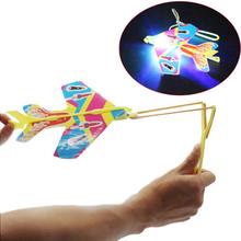 Avión con luz de eyección de Flash para niños, ciclotrón brillante, tirachinas, juguete de avión volador, regalo, 2 uds. 2024 - compra barato