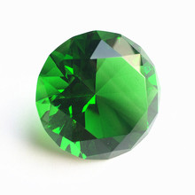 Qualidade superior personalizado livre logotipo 40mm verde k9 cristal diamantes paperweight para presentes de casamento festa decoração, fontes do casamento 2024 - compre barato