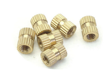 100 Uds M4 * 15*6mm inserciones de cobre tuerca de inyección piezas incrustadas tuerca moleteada de cobre 2024 - compra barato
