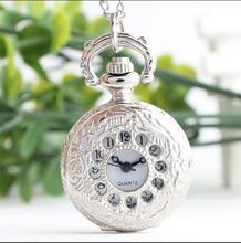 Moda de nova prata Oco out loops horas Modernos pingente de quartzo Colar relógios de bolso presente 2024 - compre barato