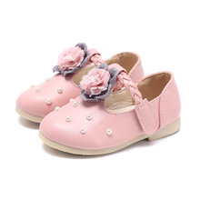 Мягкая обувь JGSHOWKITO из искусственной кожи для девочек, детская обувь с цветами, кожаная обувь для маленьких девочек с цветочным жемчугом, Свадебная обувь для вечеринки 2024 - купить недорого