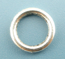 DoreenBeads закрытый пайка из цинкового металлического сплава, круглые кольца под старину серебристого цвета, диаметр 8 мм (3/8 дюйма), 55 шт. 2024 - купить недорого