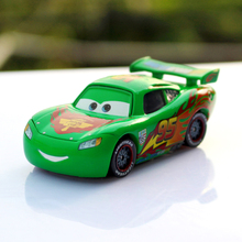Disney Pixar Cars 2 Green Limited Edition No.95 Lightning Mcqueen 1:55 весы литой под давлением металлический автомобиль детские игрушки автомобиль 2024 - купить недорого