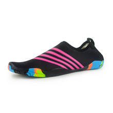 Zapatillas de deporte para hombre y mujer, zapatos deportivos acuáticos para surfear en la playa, calzado atlético ligero para amantes 2024 - compra barato