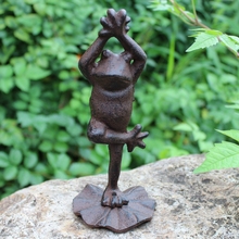 Estatuetas vintage de ferro fundido com pés, sapo com base de folha de lótus, decoração de jardim europeu, artesanal, estátuas de animais rústicas 2024 - compre barato