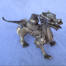 Коллекционная декорированная старая ручная работа тибетская Серебряная резная статуя счастливого дракона/скульптура большого дракона Бесплатная доставка 2024 - купить недорого