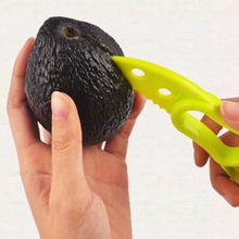 Зеленый пластиковый нож для резки авокадо, нож для очистки фруктов, Овощечистка, клапан для удаления сердцевины, кухонная терка, измельчитель, инструмент для овощей 2024 - купить недорого