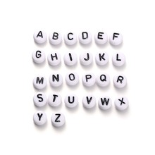 Плоские круглые буквы алфавита A ~ Z, акриловые бусины для изготовления ювелирных изделий, браслетов, ожерелий, размеры 7x4 мм, отверстие 1 мм, 20 комплектов, 26 шт./компл. 2024 - купить недорого