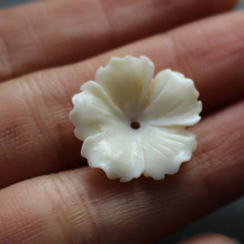(10pieces/lot)  Carved 20mm 30mm Flowers Space parts BEIGE Color  Artificial Coral Findings for Jewelry making 2024 - buy cheap