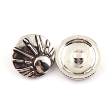 Amuleto de liga 1.8-2cm, amuletos de metal com botão de pressão diy 2024 - compre barato