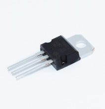100pcs LM7805 L7805 7805 Voltage Regulator IC 5V 1.5A TO-220 2024 - buy cheap