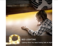 Sensor de led luzes tira quarto luz da noite quente branco sensor movimento armário escadas guarda-roupa 2835 fonte alimentação iluminação interior 2024 - compre barato