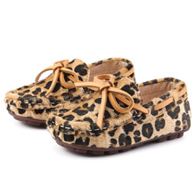 Zapatos casuales de leopardo para niños y niñas, mocasines de chico pequeño, zapatillas de deporte para bebés 2024 - compra barato