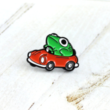 Funny Cute Frog Brooch Cartoon Car Frog Bumper Car Enamel Pin Sweater Backpack Dazzling Badge Children and Friends Gifts 2024 - buy cheap