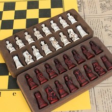 Nova antiguidade xadrez pequena placa de xadrez de couro qing bing peças de xadrez realistas personagens parentalidade presentes entretenimento 2024 - compre barato