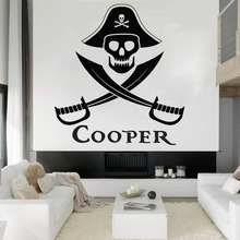 Pegatinas de pared piratas capitán para habitación de niños decorativo arte pegatina para pared de dormitorio decoración adolescente personalizado nombre dibujos animados B438 2024 - compra barato