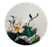 Бесплатная доставка китайский ручной работы чернила Лотос и птица живопись ткань для взрослых зонтик водонепроницаемый танец украшение смазанная бумага зонтик 2024 - купить недорого