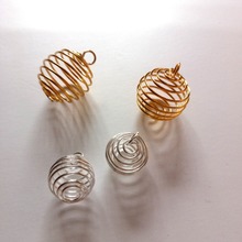 Atacado 100 peças estilosas de pingentes de gaiolas em liga de mola espiral para diy acessórios de joias 14x1 5mm/20x25mm 2024 - compre barato