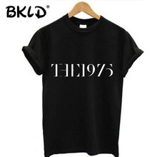 BKLD 2020 Женская летняя футболка Женские повседневные Смешные хлопковые футболки с коротким рукавом и надписью «THE 1975», белые и черные топы, футболки 2024 - купить недорого